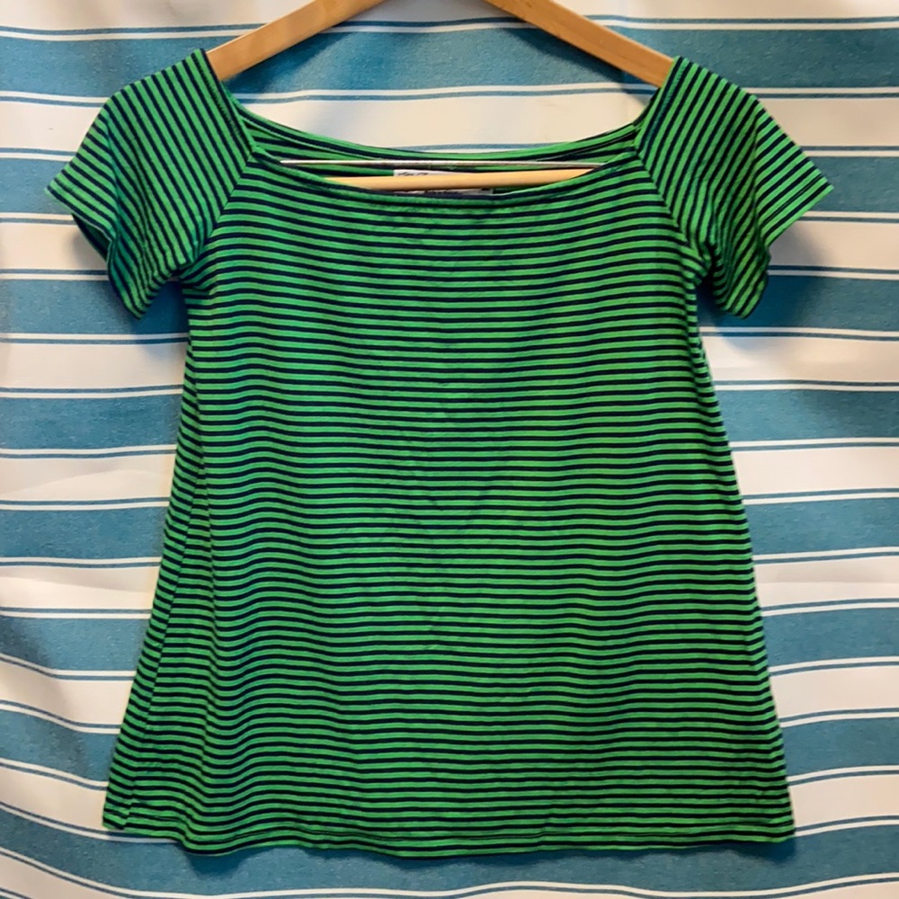 Fighting Eel cap sleeve blouse